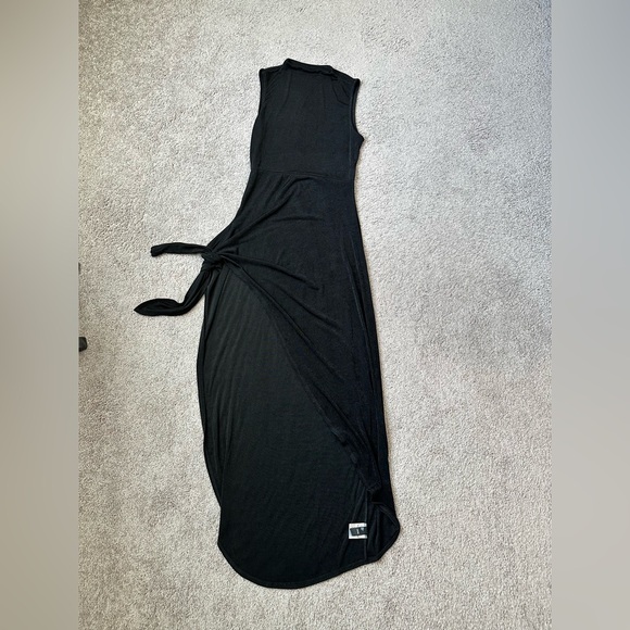 Black High Low High Neck Dress with Side Tie Knot Size L - Picture 2 of 6